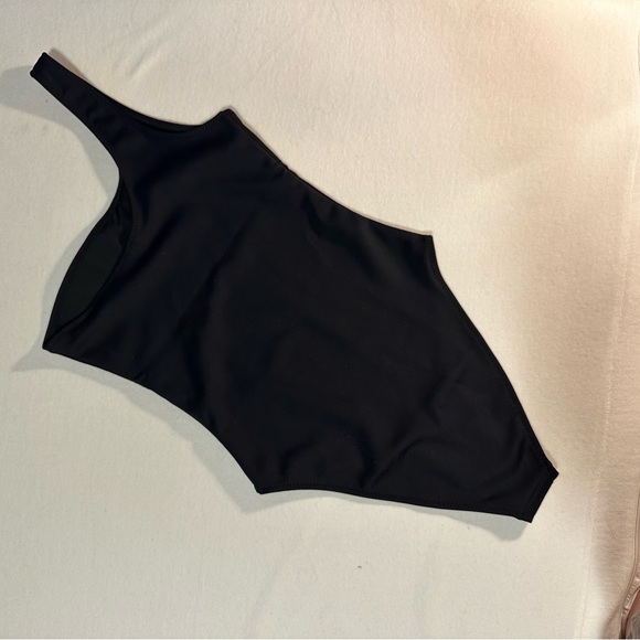 GOOD AMERICAN {NWOT} Good Compression Hot Shoulder One Piece | black | size 0/XS - Picture 2 of 6